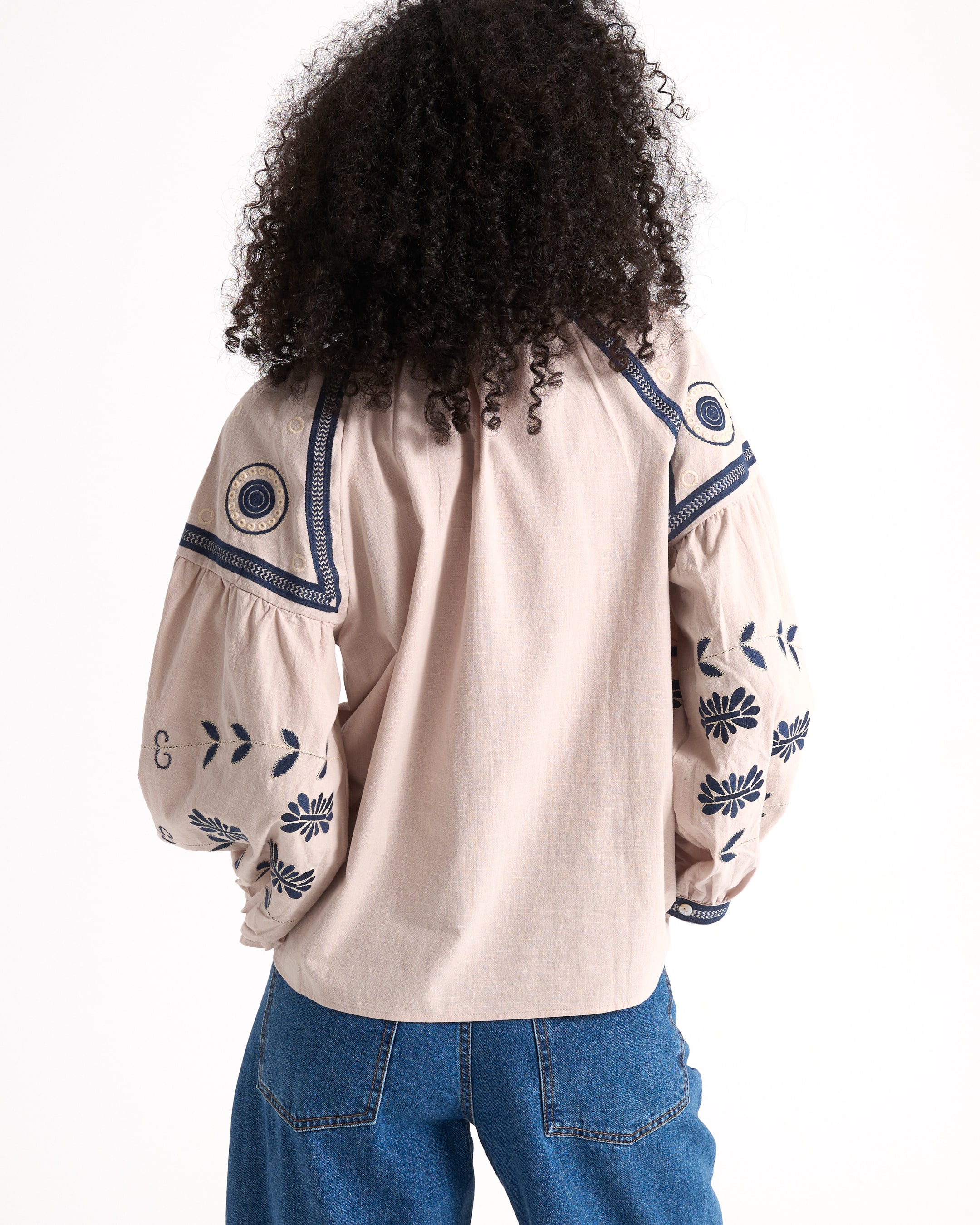 blouse, borduurwerk, lange mouw, pofmouwen, bloemige print