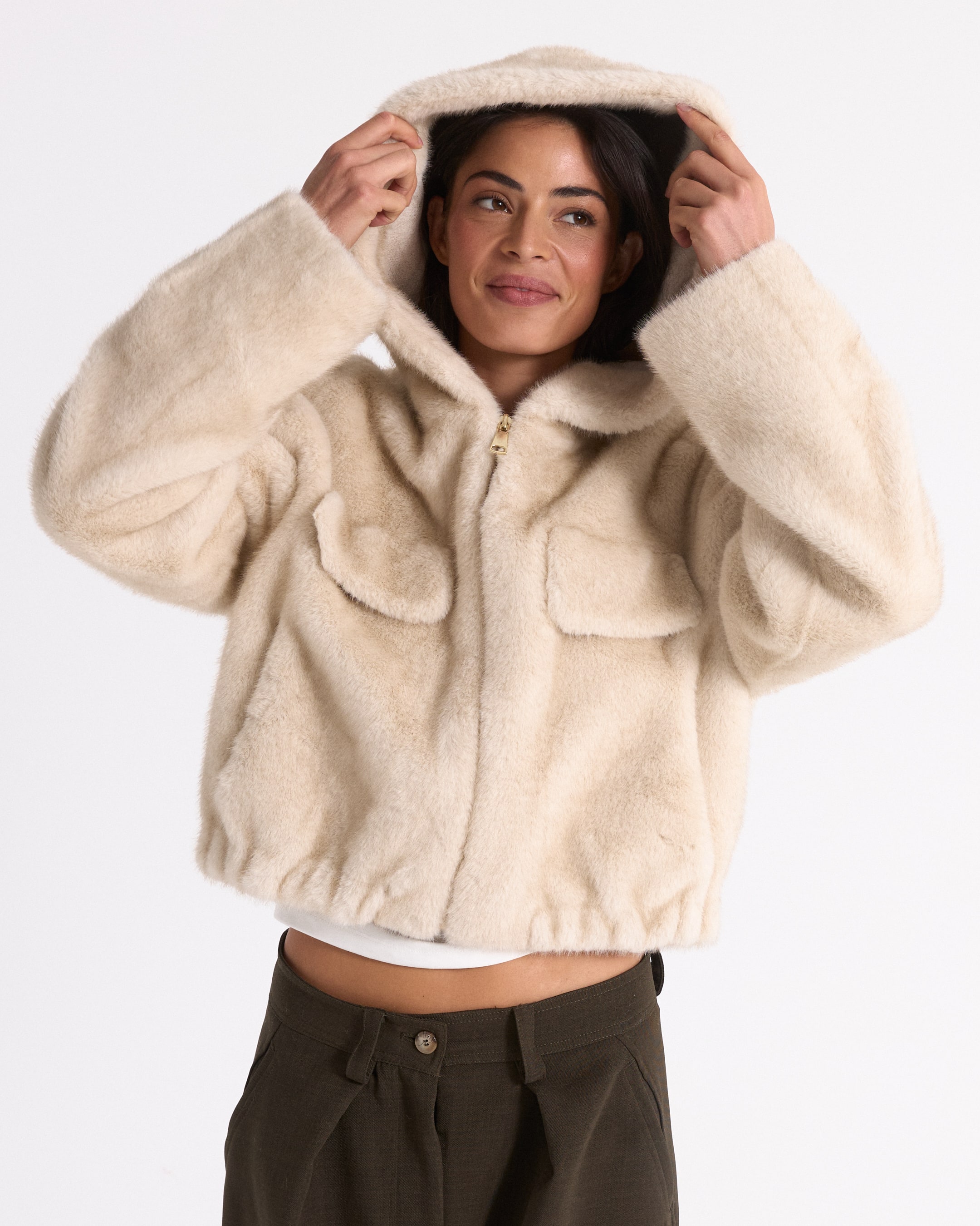 jas met bont, CAPUCHON, zakken, crème, kort model
