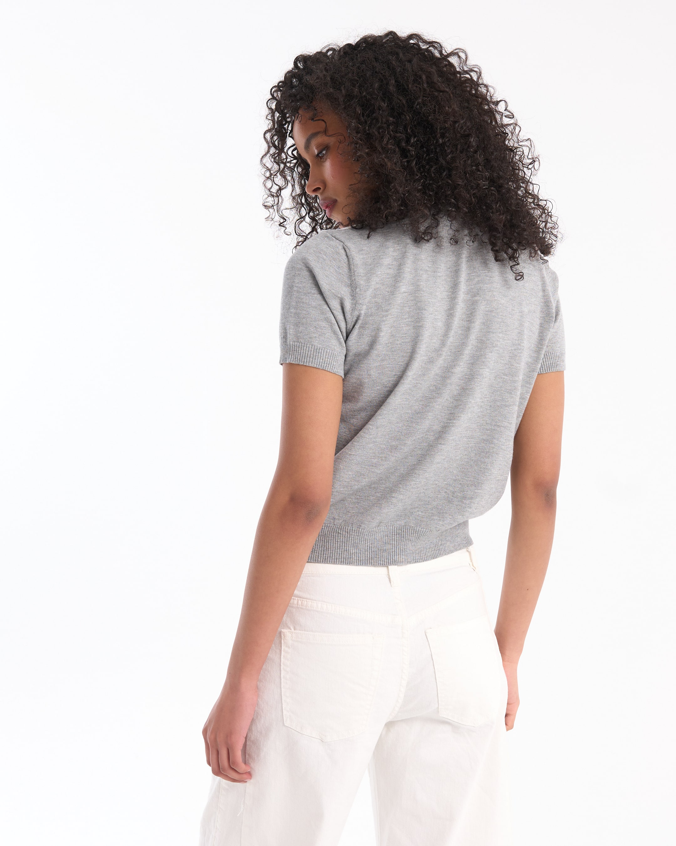 top, korte mouw, grijs, in gebreide stof, achterkant