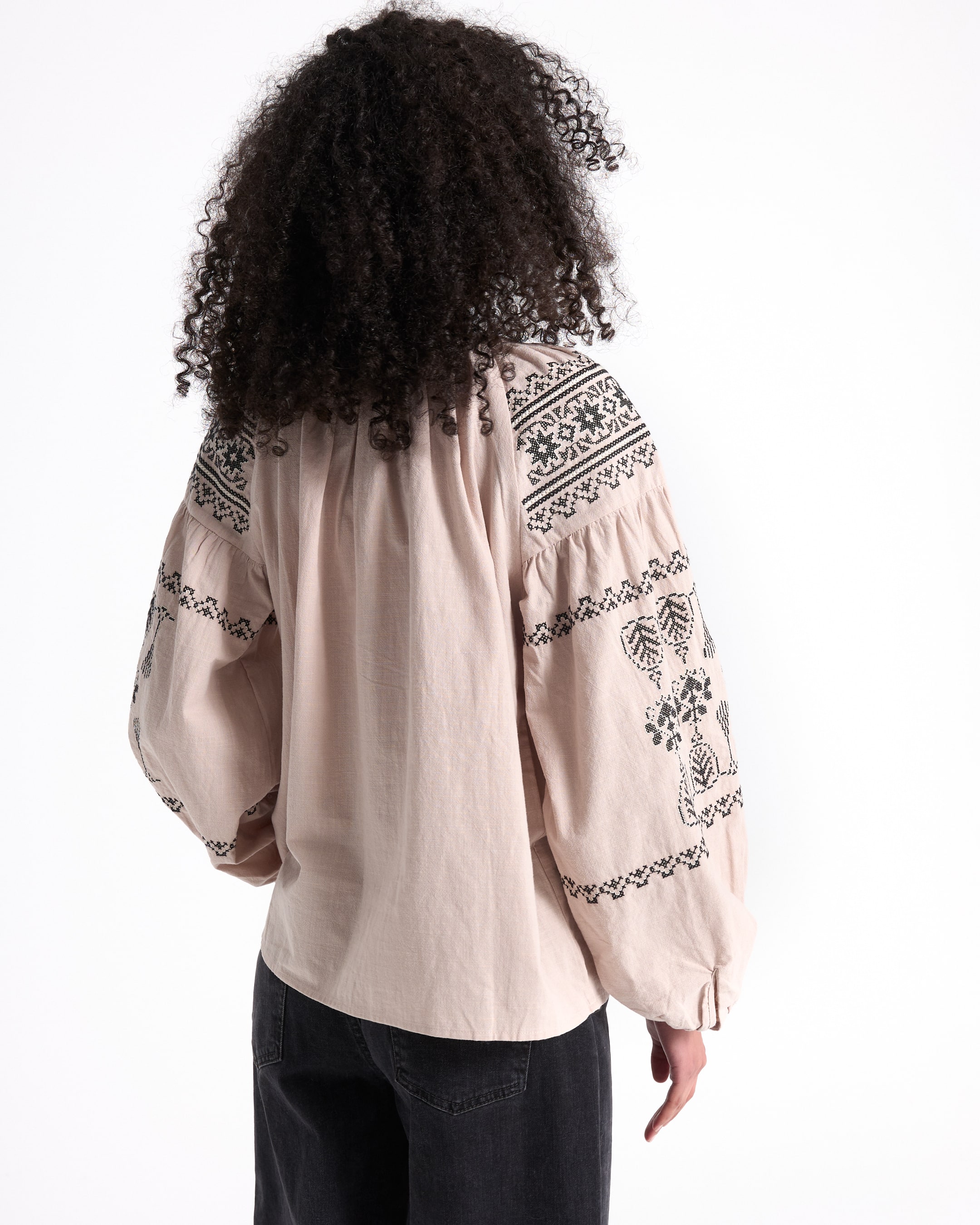blouse, blouse peasant, geborduurd, lange mouwen, beige