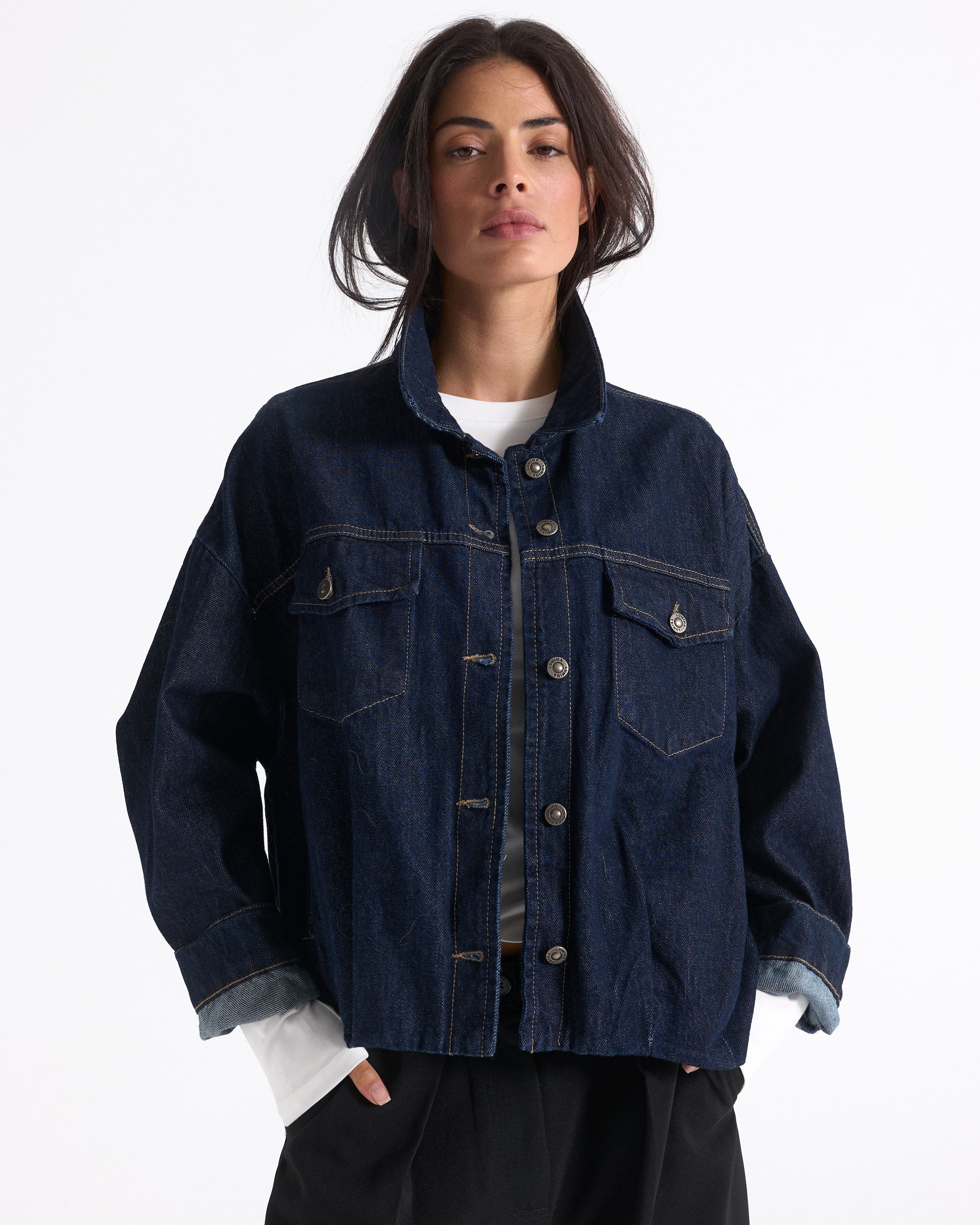 spijkerjack, denim, blauw, knopen voorkant, zakflappen