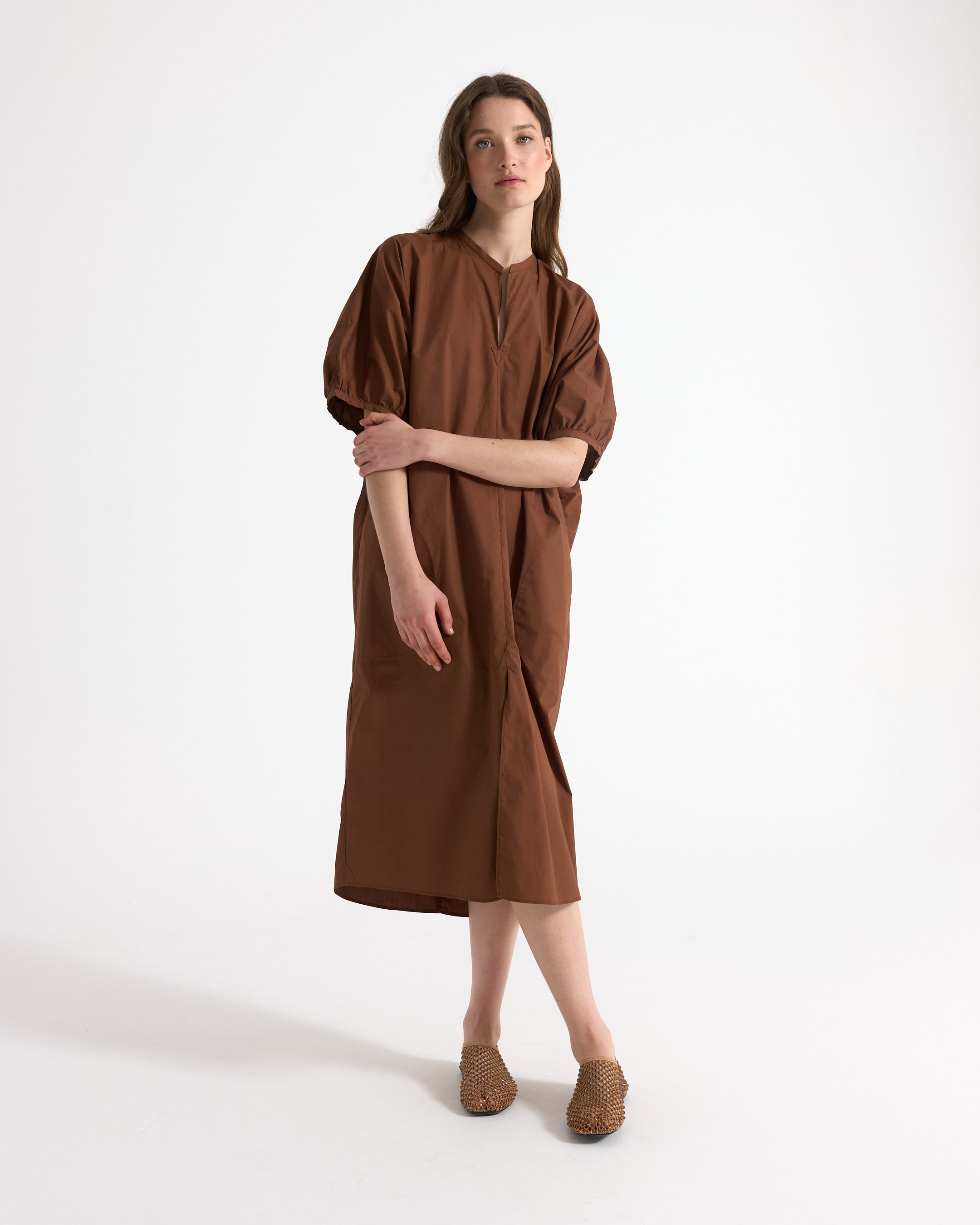 bruin, jurk, midi, tunic, kortmouw