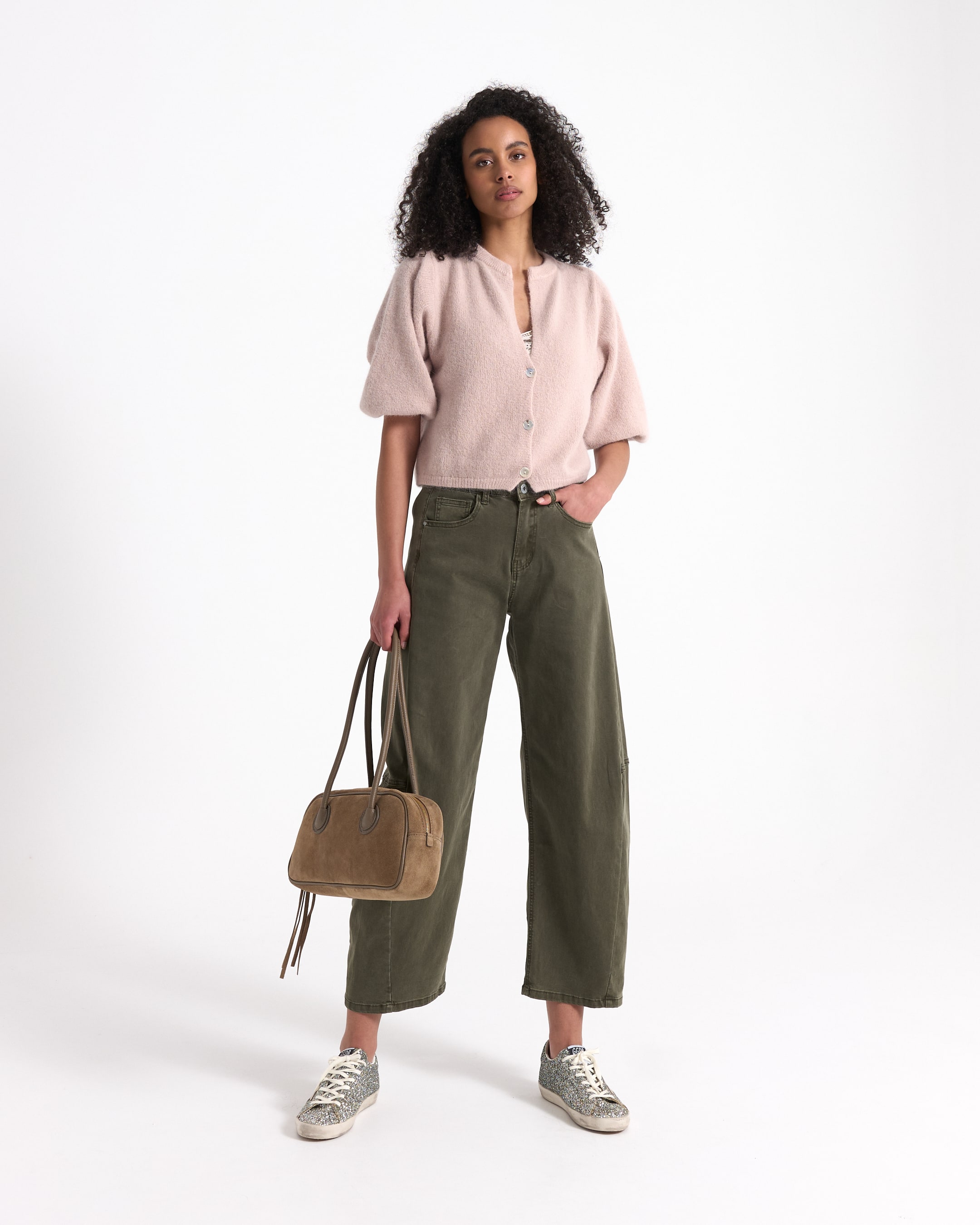 roze cardigan, kort mouw vest, breipatroon top, lichte roze, knit top