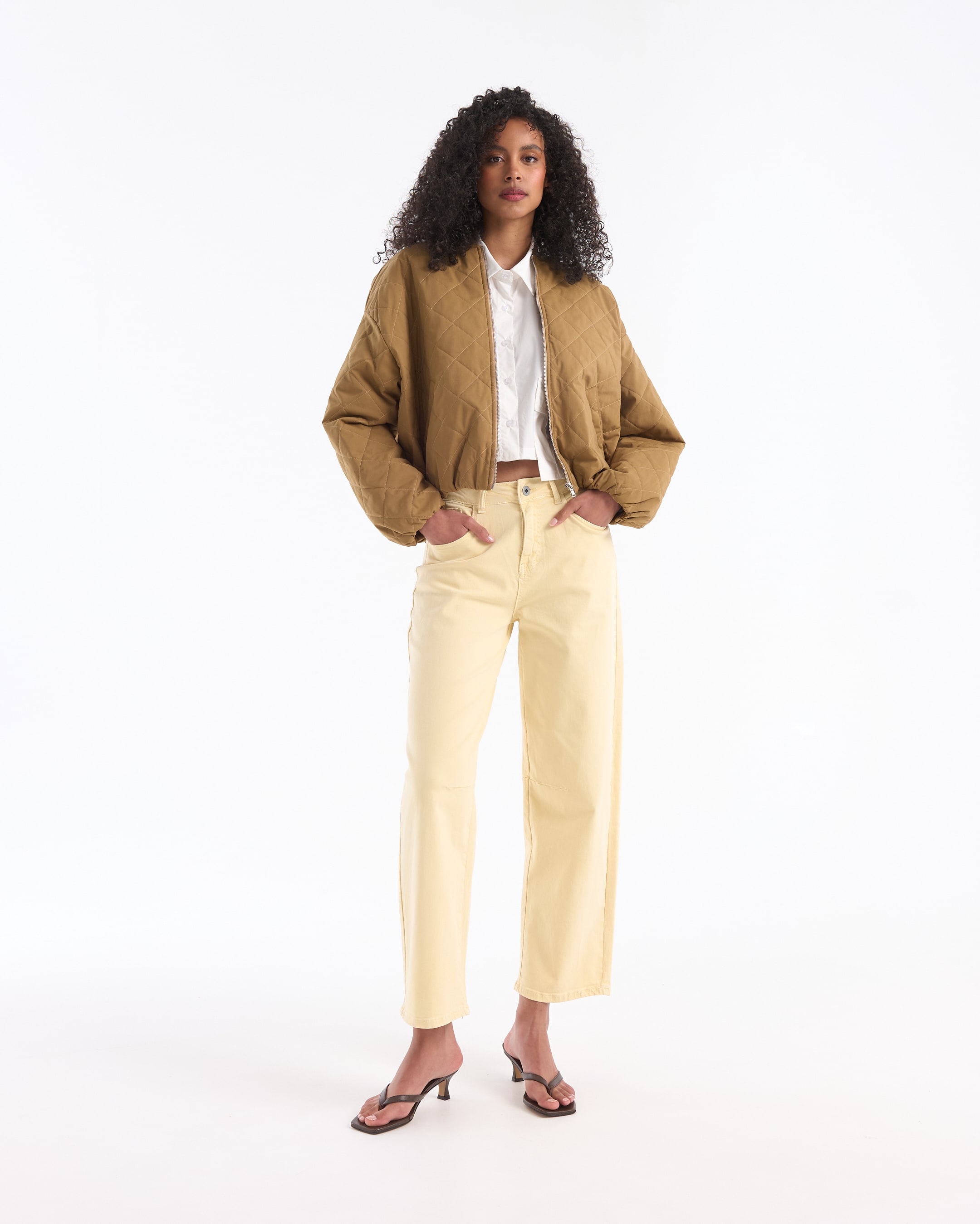 jasje, voorziening, bruin, gequilt, puffer