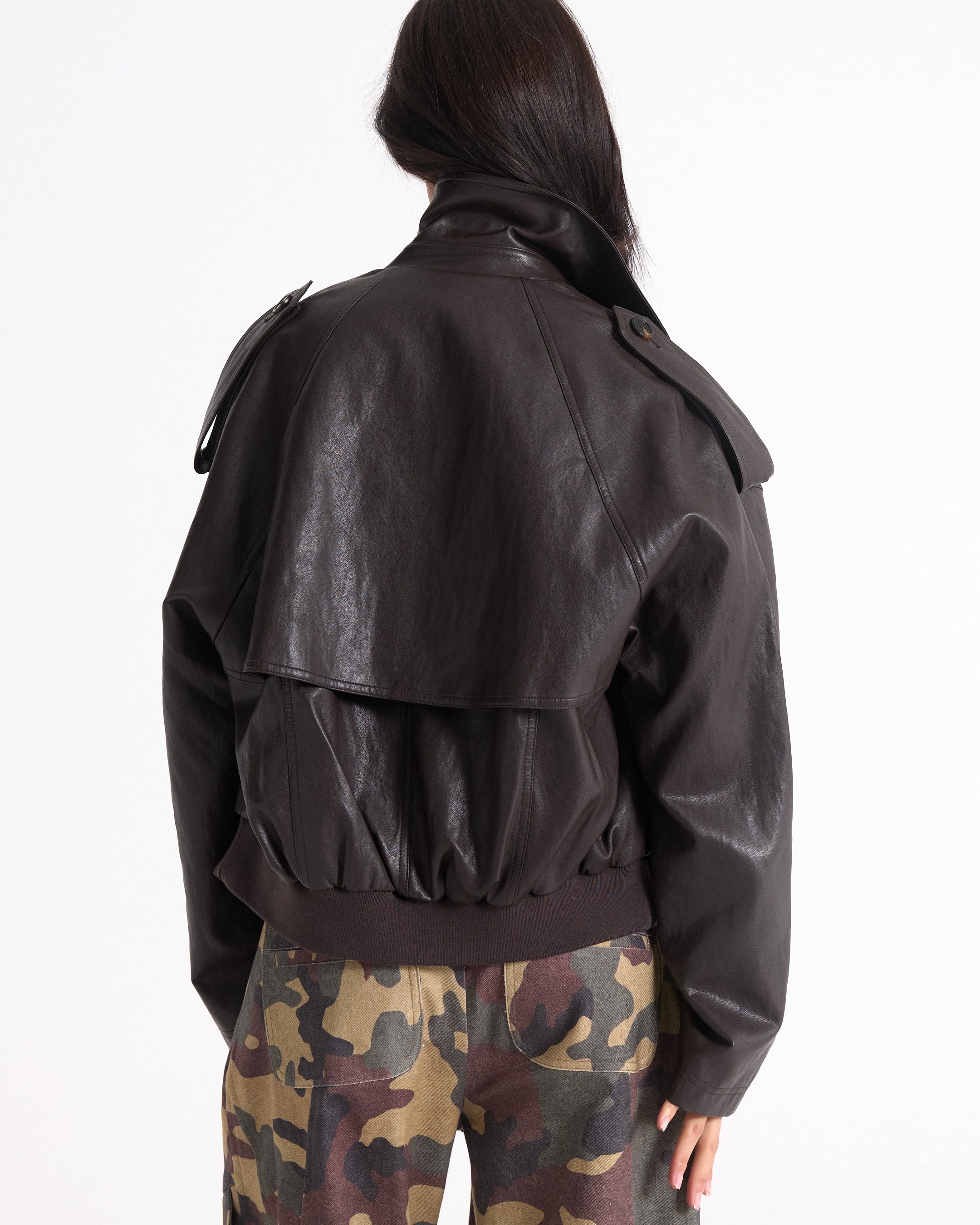 bomberjacke, Lederjacke, braun, Epyaulett, Taillenbundzug