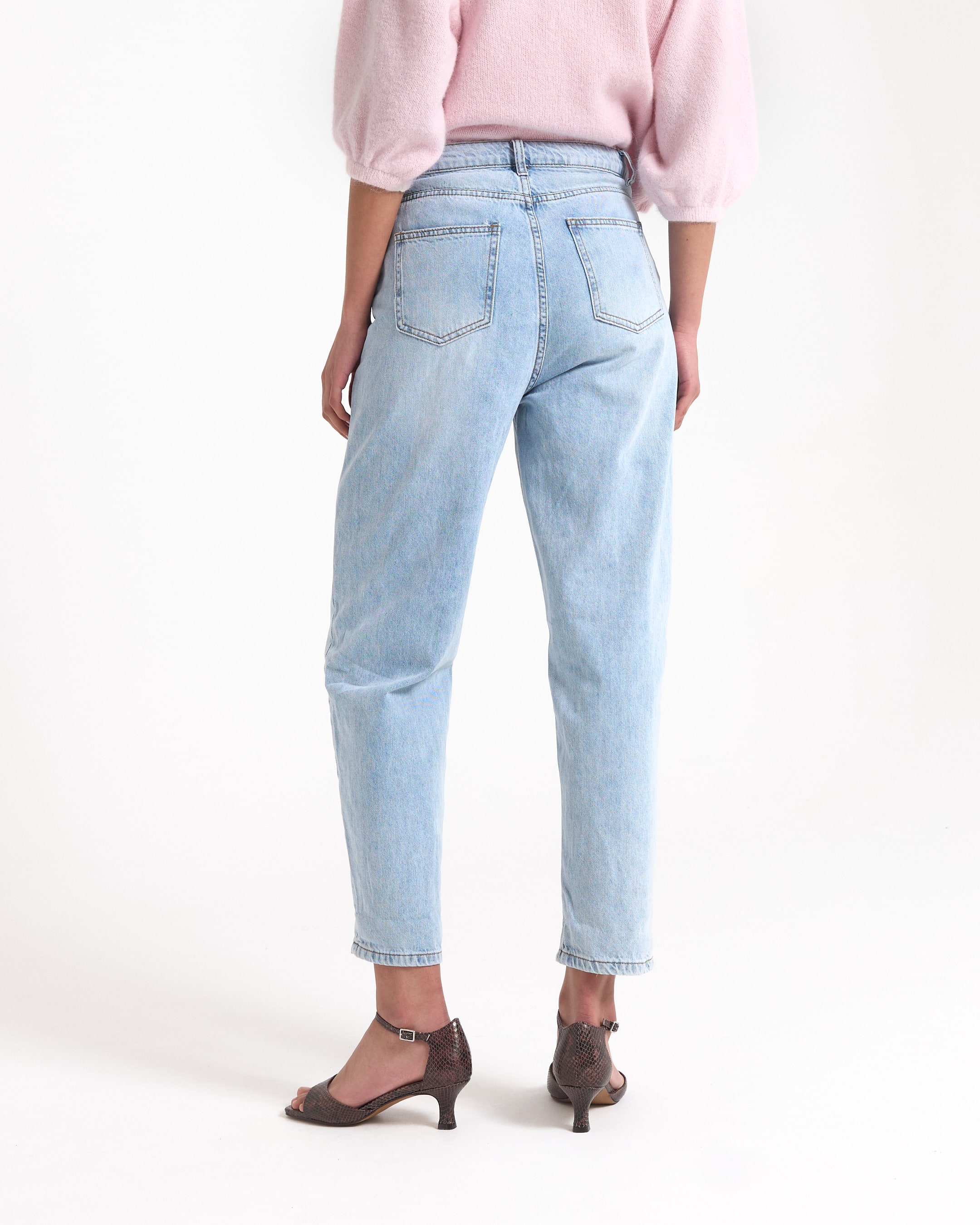 spijkerbroek, denim, licht wash, achterzakken, hoge taille